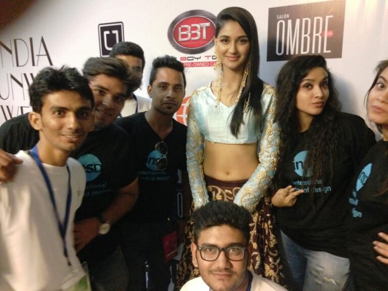 INSD Students with Nikita Dutta